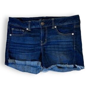 Women’s American Eagle 12 Dark Wash Stretch Mid Rise Denim Raw Hem Jean Shorts